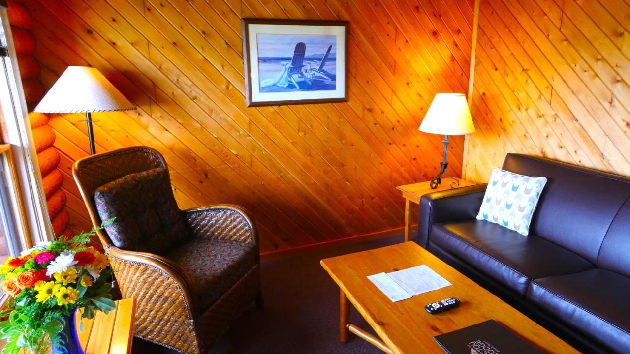 Pictou Lodge Beach Resort Exterior photo